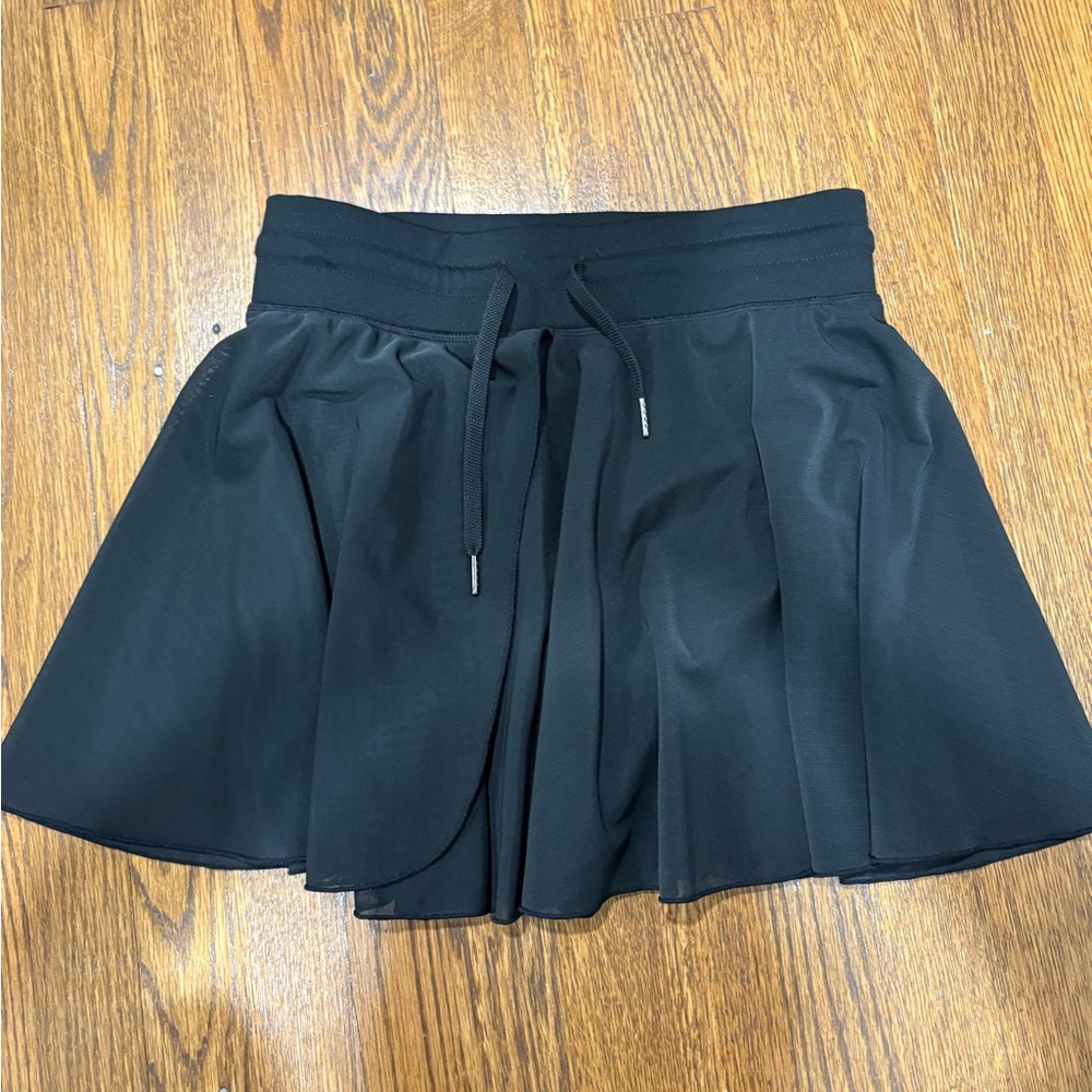 HALARA NWOT Black Mini Skort